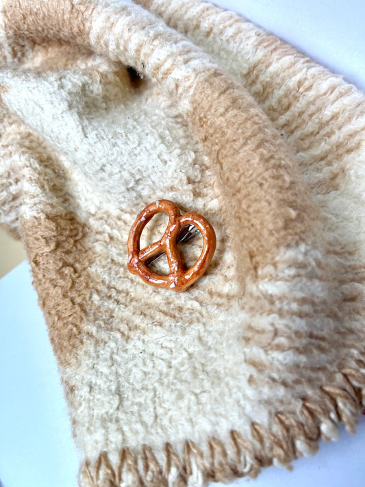 Pretzel Pin
